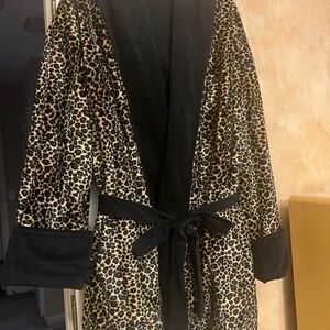Reversible Leopard Print/Black Women's Coat with Hood